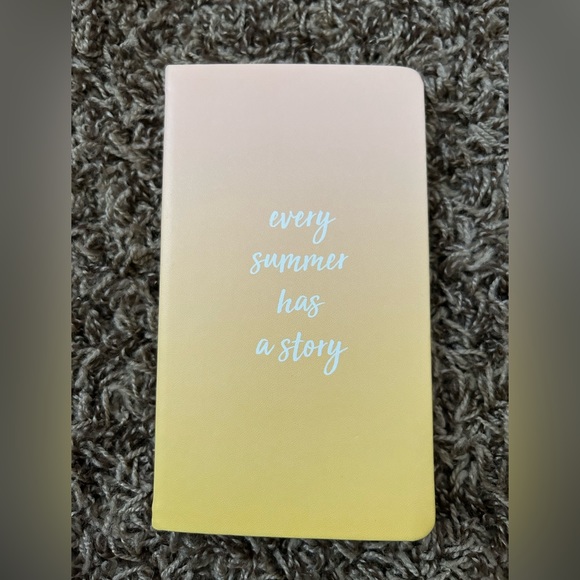 Erin Condren Every Summer Has A Story Picket Notebook
Lined paper - Picture 1 of 4